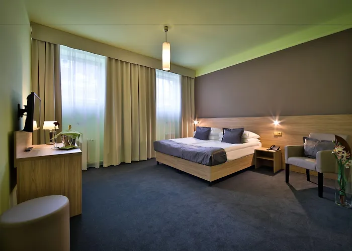 Atlantic Hotel 3*