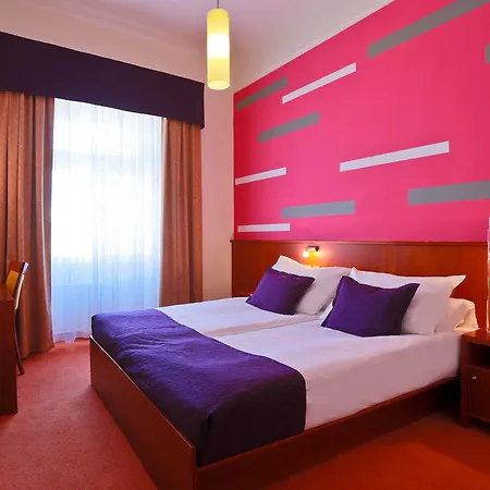 Atlantic Hotell